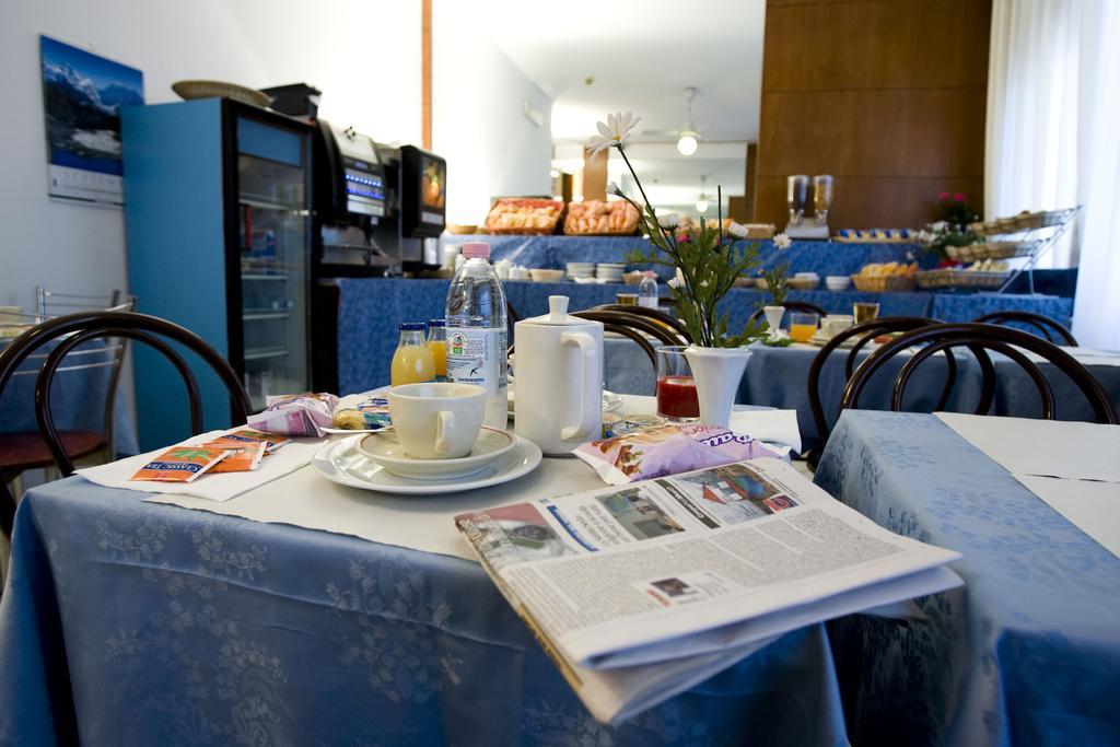 Hotel Catalani E Madrid Milán Exteriér fotografie