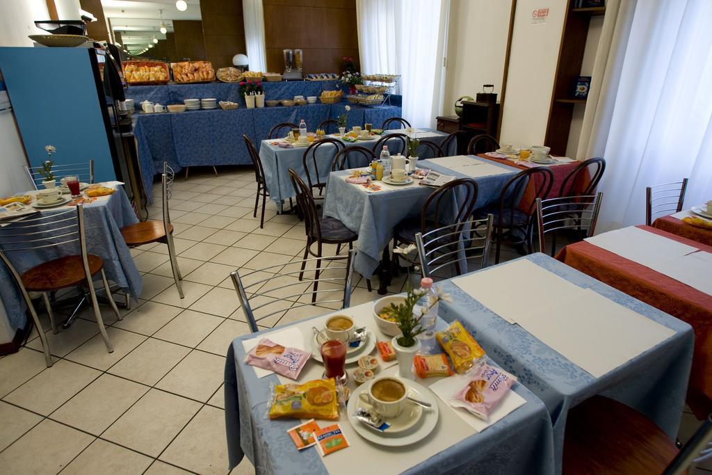 Hotel Catalani E Madrid Milán Exteriér fotografie