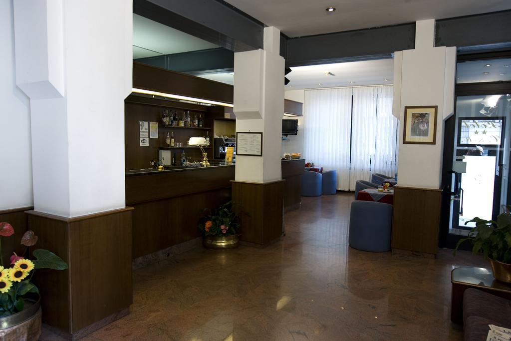 Hotel Catalani E Madrid Milán Exteriér fotografie